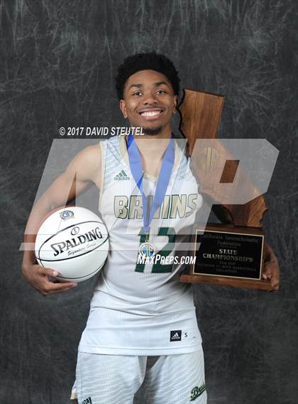 Thumbnail 2 in St. Patrick-St. Vincent (CIF State D4 Award Photos) photogallery.