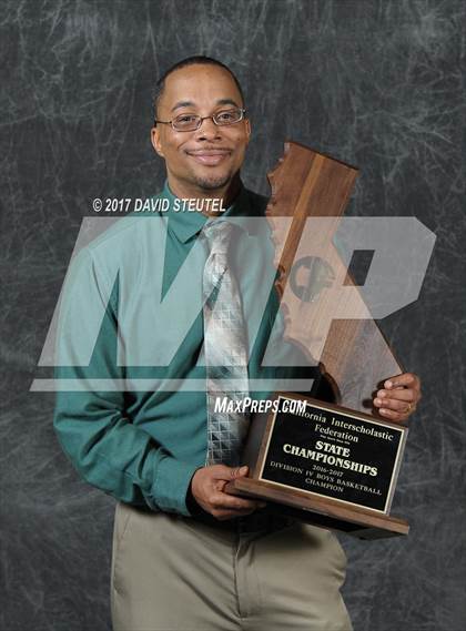 Thumbnail 2 in St. Patrick-St. Vincent (CIF State D4 Award Photos) photogallery.
