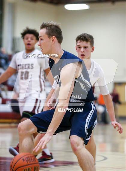 Thumbnail 3 in Burke Catholic @ Kingston photogallery.