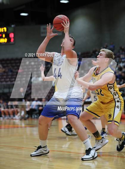Thumbnail 1 in Enterprise vs. Beaver (UHSAA 2A Semifinal) photogallery.