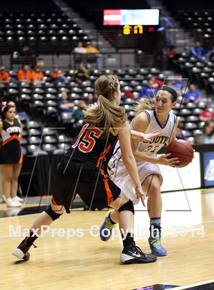 Thumbnail 3 in Shawnee Mission Northwest vs. South (KSHSAA 6A Playoff) photogallery.