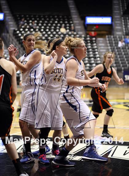 Thumbnail 3 in Shawnee Mission Northwest vs. South (KSHSAA 6A Playoff) photogallery.