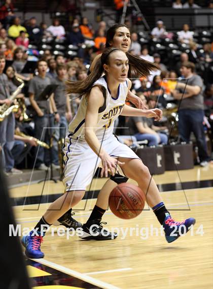Thumbnail 2 in Shawnee Mission Northwest vs. South (KSHSAA 6A Playoff) photogallery.