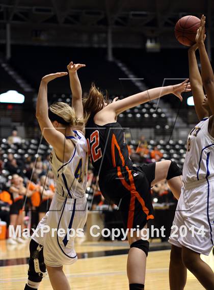 Thumbnail 1 in Shawnee Mission Northwest vs. South (KSHSAA 6A Playoff) photogallery.