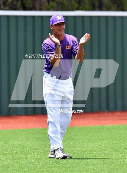 Thumbnail 3 in Godley vs. Wylie (UIL 4A Region 1 Final) photogallery.