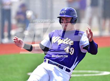 Thumbnail 3 in Godley vs. Wylie (UIL 4A Region 1 Final) photogallery.