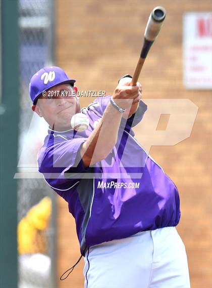 Thumbnail 2 in Godley vs. Wylie (UIL 4A Region 1 Final) photogallery.