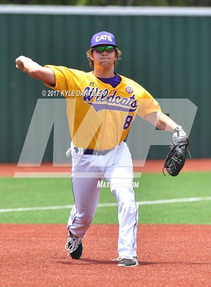 Thumbnail 3 in Godley vs. Wylie (UIL 4A Region 1 Final) photogallery.