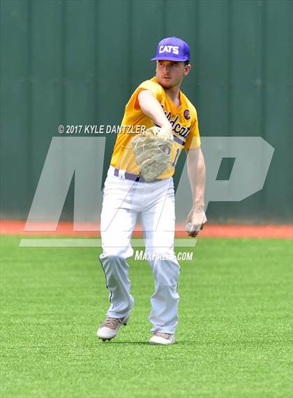 Thumbnail 3 in Godley vs. Wylie (UIL 4A Region 1 Final) photogallery.