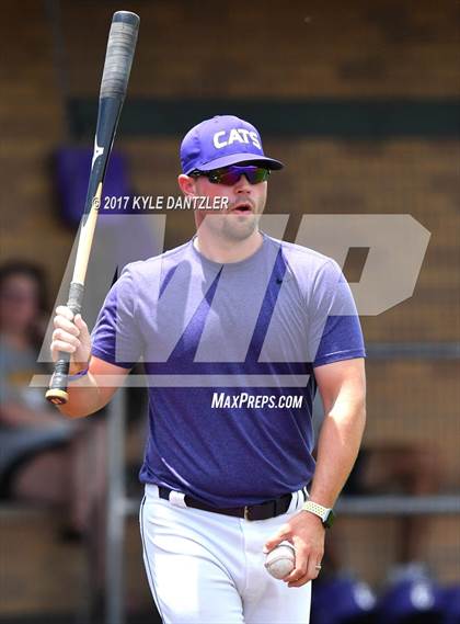 Thumbnail 2 in Godley vs. Wylie (UIL 4A Region 1 Final) photogallery.
