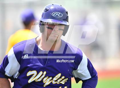Thumbnail 1 in Godley vs. Wylie (UIL 4A Region 1 Final) photogallery.