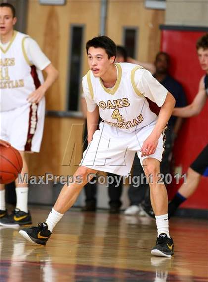 Thumbnail 2 in Oaks Christian vs. Windward (CIF SoCal D4 Regional Final) photogallery.