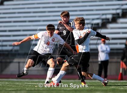 Thumbnail 2 in Webster Groves vs Washburn Rural (Gateway City Soccer Classic) photogallery.
