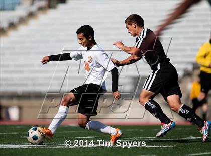 Thumbnail 2 in Webster Groves vs Washburn Rural (Gateway City Soccer Classic) photogallery.