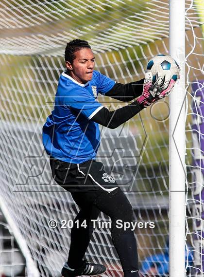 Thumbnail 2 in Webster Groves vs Washburn Rural (Gateway City Soccer Classic) photogallery.
