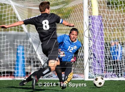 Thumbnail 2 in Webster Groves vs Washburn Rural (Gateway City Soccer Classic) photogallery.