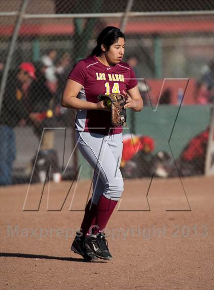 Thumbnail 2 in Oakdale vs. Los Banos photogallery.