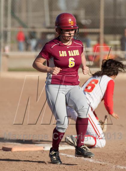 Thumbnail 2 in Oakdale vs. Los Banos photogallery.