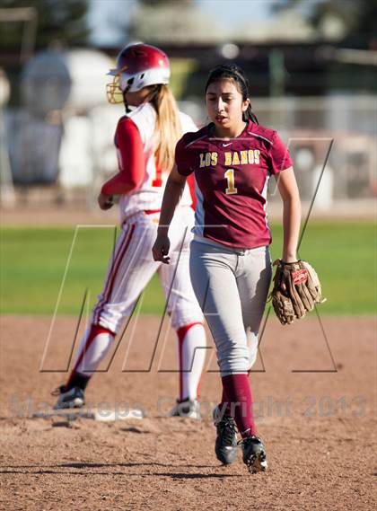 Thumbnail 2 in Oakdale vs. Los Banos photogallery.