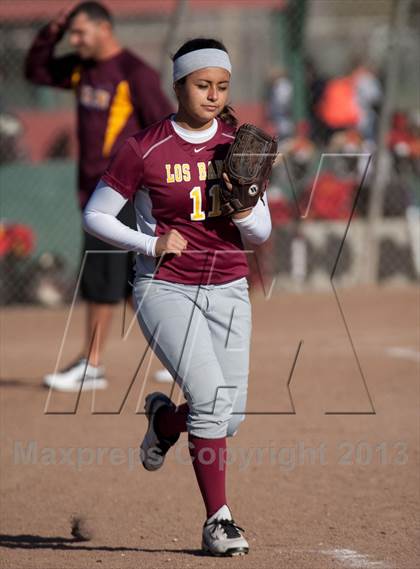Thumbnail 1 in Oakdale vs. Los Banos photogallery.