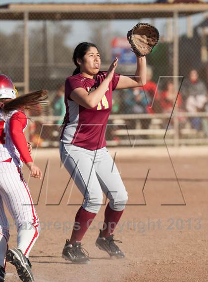 Thumbnail 2 in Oakdale vs. Los Banos photogallery.