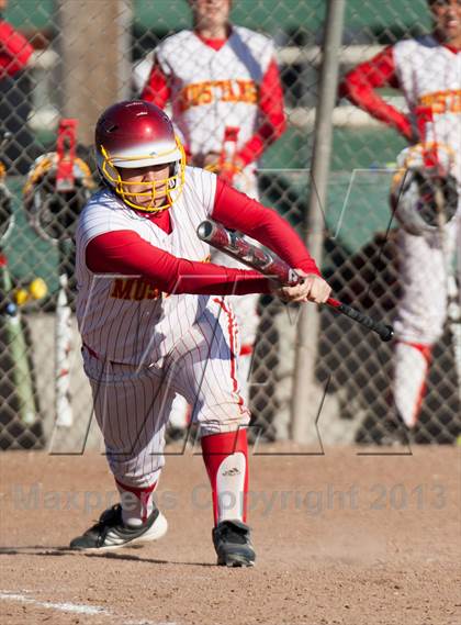 Thumbnail 3 in Oakdale vs. Los Banos photogallery.