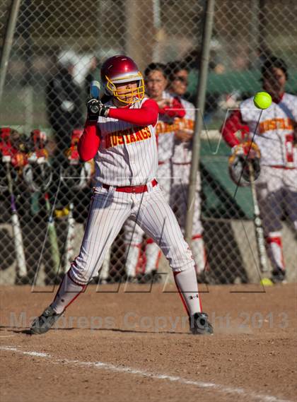 Thumbnail 1 in Oakdale vs. Los Banos photogallery.