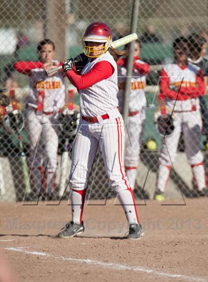 Thumbnail 2 in Oakdale vs. Los Banos photogallery.