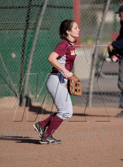 Thumbnail 1 in Oakdale vs. Los Banos photogallery.