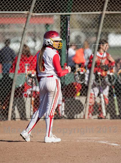 Thumbnail 2 in Oakdale vs. Los Banos photogallery.