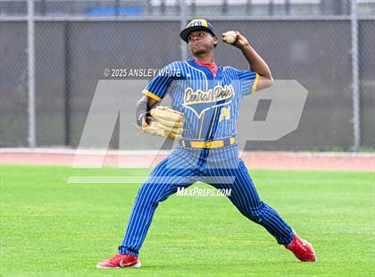 Thumbnail 3 in Combine Academy National vs. Central Pointe Christian Academy National (IMG Academy National Classic) photogallery.