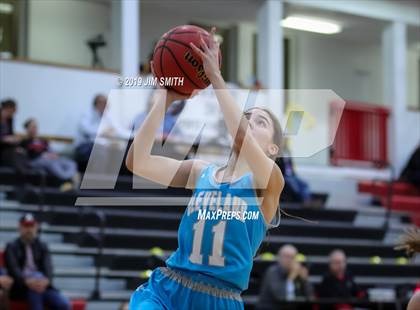 Thumbnail 3 in Cleveland vs. Albuquerque Academy (Joe Armijo Basketball Classic) photogallery.