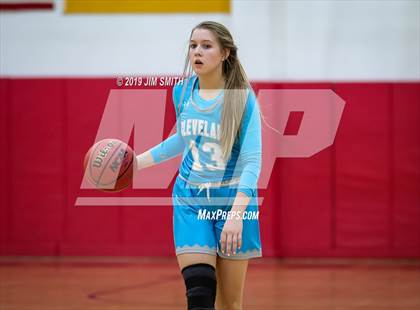 Thumbnail 1 in Cleveland vs. Albuquerque Academy (Joe Armijo Basketball Classic) photogallery.
