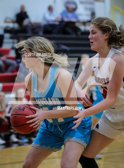Thumbnail 1 in Cleveland vs. Albuquerque Academy (Joe Armijo Basketball Classic) photogallery.