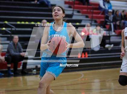 Thumbnail 1 in Cleveland vs. Albuquerque Academy (Joe Armijo Basketball Classic) photogallery.
