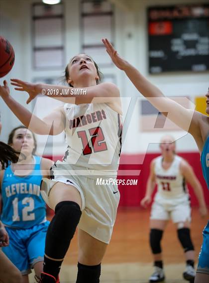 Thumbnail 1 in Cleveland vs. Albuquerque Academy (Joe Armijo Basketball Classic) photogallery.