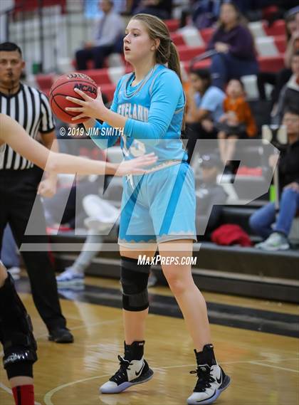 Thumbnail 1 in Cleveland vs. Albuquerque Academy (Joe Armijo Basketball Classic) photogallery.