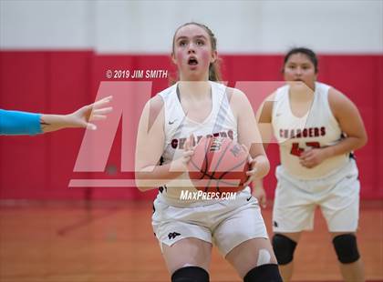 Thumbnail 3 in Cleveland vs. Albuquerque Academy (Joe Armijo Basketball Classic) photogallery.