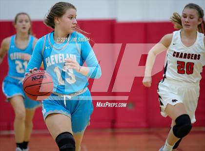 Thumbnail 3 in Cleveland vs. Albuquerque Academy (Joe Armijo Basketball Classic) photogallery.