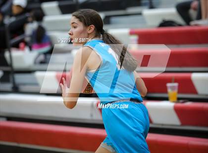 Thumbnail 1 in Cleveland vs. Albuquerque Academy (Joe Armijo Basketball Classic) photogallery.