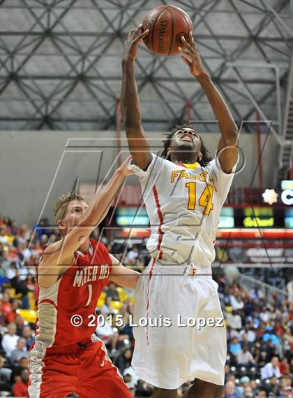 Thumbnail 3 in Fairfax vs. Mater Dei (CIF SoCal Regional Open Division Final) photogallery.