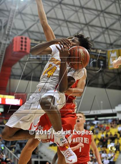 Thumbnail 3 in Fairfax vs. Mater Dei (CIF SoCal Regional Open Division Final) photogallery.