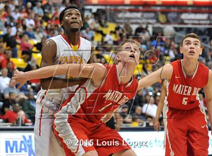 Thumbnail 2 in Fairfax vs. Mater Dei (CIF SoCal Regional Open Division Final) photogallery.