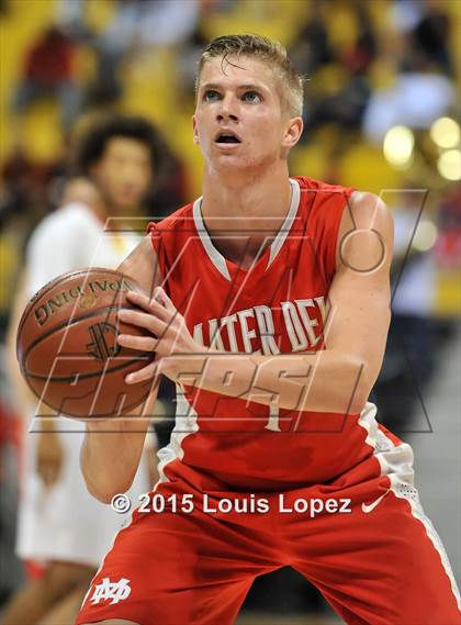 Thumbnail 3 in Fairfax vs. Mater Dei (CIF SoCal Regional Open Division Final) photogallery.