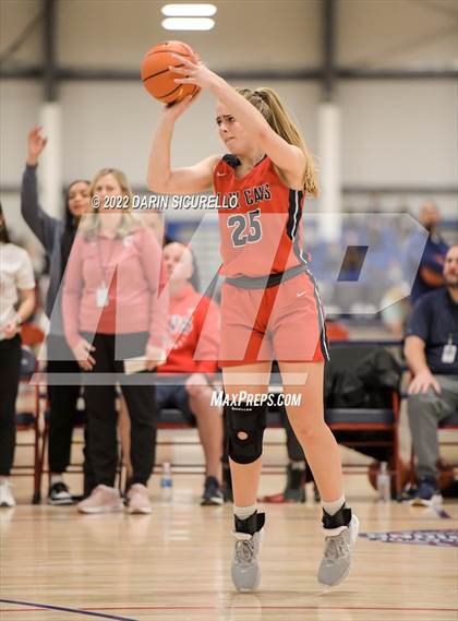 Thumbnail 2 in Cookeville vs. Windward (NIKE Tournament of Champions) photogallery.