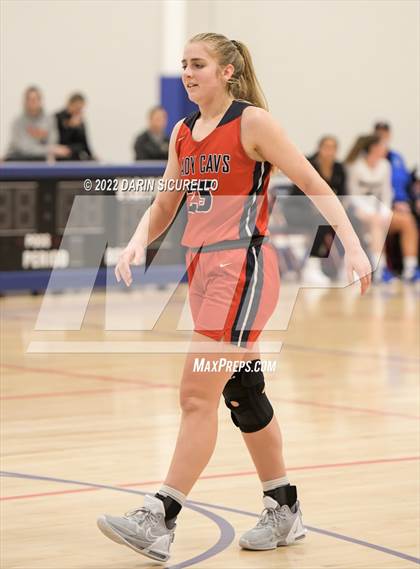Thumbnail 2 in Cookeville vs. Windward (NIKE Tournament of Champions) photogallery.