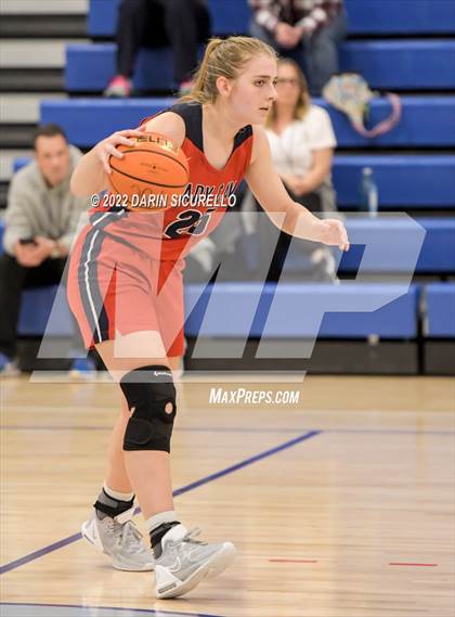 Thumbnail 3 in Cookeville vs. Windward (NIKE Tournament of Champions) photogallery.