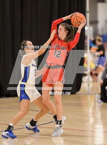 Thumbnail 3 in Cookeville vs. Windward (NIKE Tournament of Champions) photogallery.
