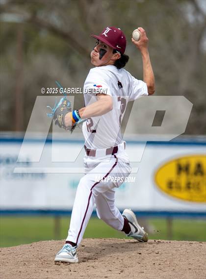 Thumbnail 2 in London @ Victoria East (Victoria Isd Tournament) photogallery.