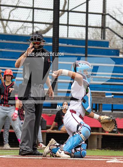 Thumbnail 1 in London @ Victoria East (Victoria Isd Tournament) photogallery.